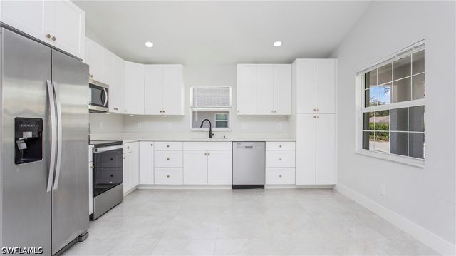 27302 DORTCH AVE, Bonita Springs, FL 34135