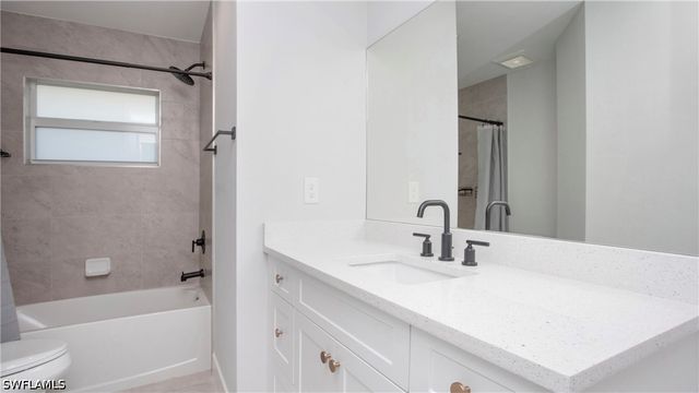 27302 DORTCH AVE, Bonita Springs, FL 34135