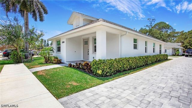 27302 DORTCH AVE, Bonita Springs, FL 34135
