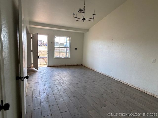 9924 N 44th East Avenue, Sperry, OK 74073