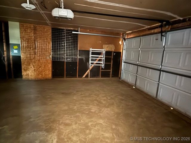 9924 N 44th East Avenue, Sperry, OK 74073