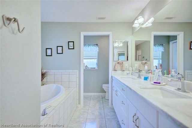 1208 Lakeside Way, Sebring, FL 33876