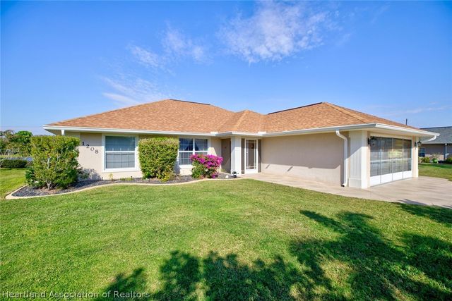 1208 Lakeside Way, Sebring, FL 33876