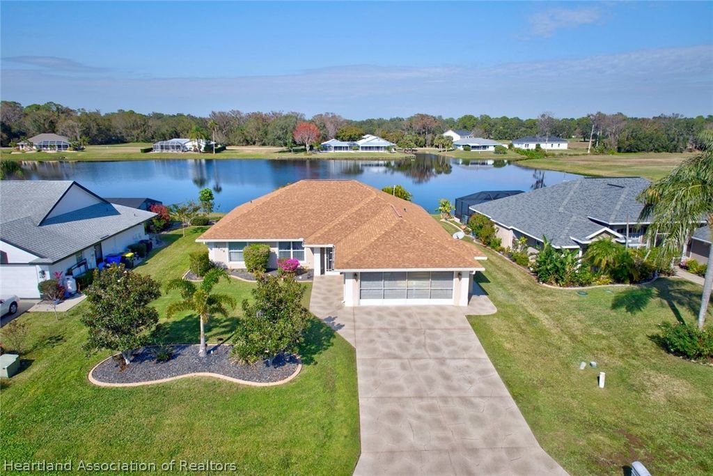 1208 Lakeside Way, Sebring, FL 33876