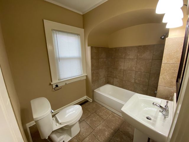 419 E 16th Avenue, Columbus, OH 43201