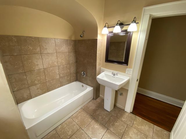 419 E 16th Avenue, Columbus, OH 43201