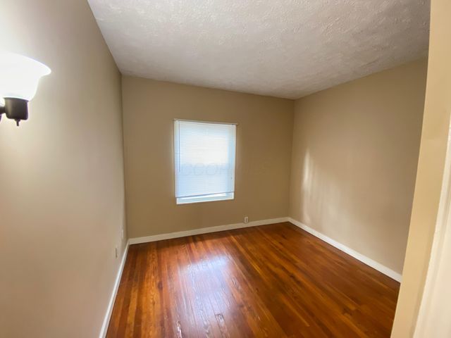 419 E 16th Avenue, Columbus, OH 43201