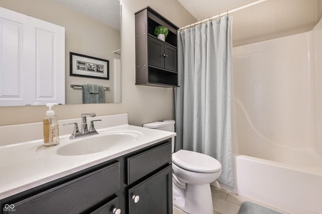 1505 Arbor Springs Drive, Brownsburg, IN 46112