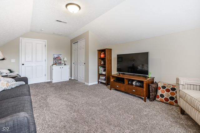 1505 Arbor Springs Drive, Brownsburg, IN 46112