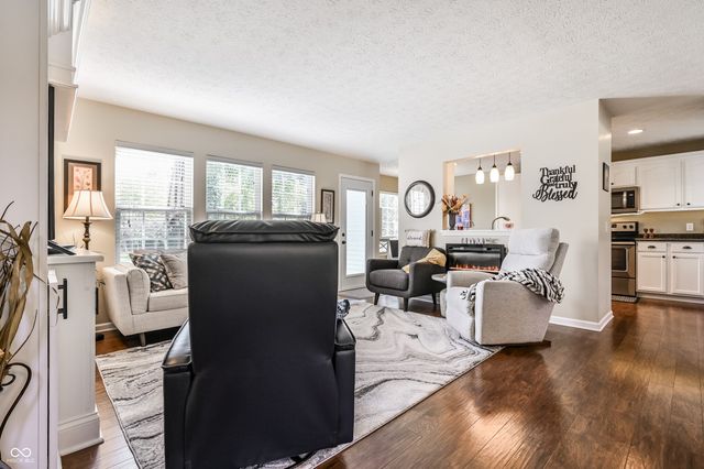 1505 Arbor Springs Drive, Brownsburg, IN 46112