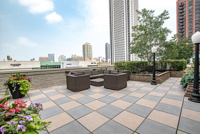 650 W WAYMAN Street 301C, Chicago, IL 60661