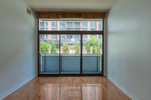 650 W WAYMAN Street 301C, Chicago, IL 60661