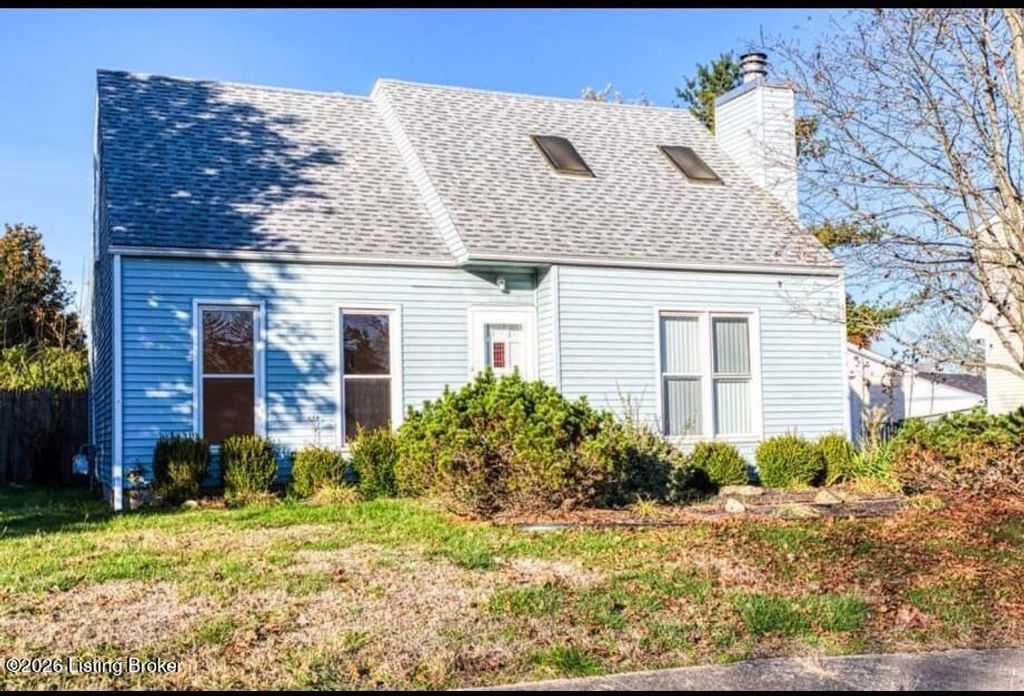 6913 Beard Ct, Louisville, KY 40228