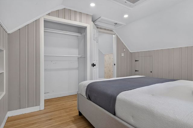 19 Bellaire Rd, Boston, MA 02132