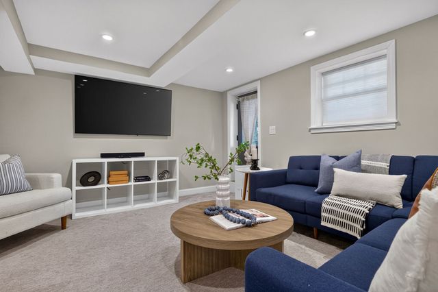 19 Bellaire Rd, Boston, MA 02132