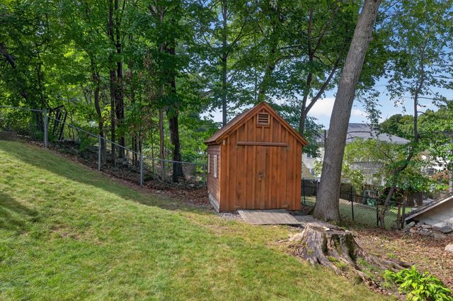 19 Bellaire Rd, Boston, MA 02132