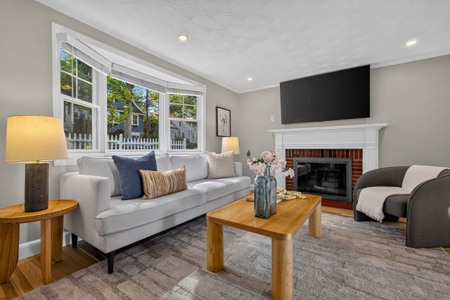 19 Bellaire Rd, Boston, MA 02132