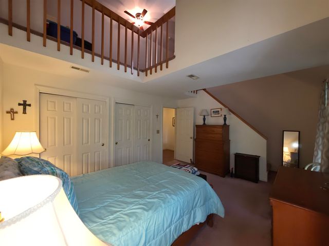 2 Wyndmere Drive, Londonderry, NH 03053