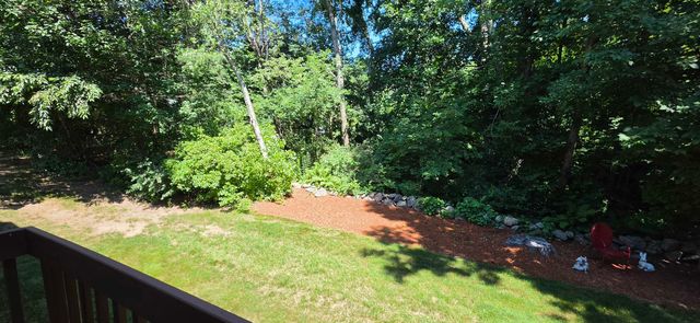 2 Wyndmere Drive, Londonderry, NH 03053