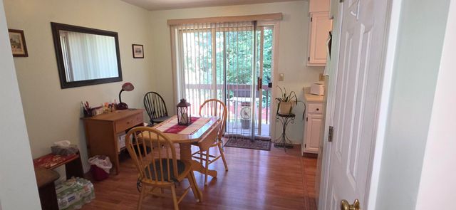 2 Wyndmere Drive, Londonderry, NH 03053