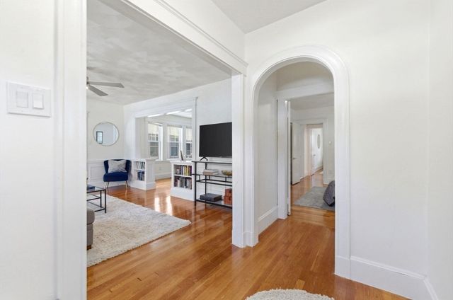 48 Farquhar 1, Boston, MA 02131