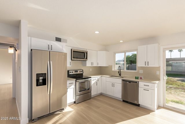 1019 W CORNELL Drive, Tempe, AZ 85283