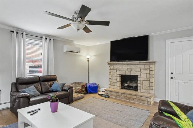 2980 Lynnhaven DR, Virginia Beach, VA 23451