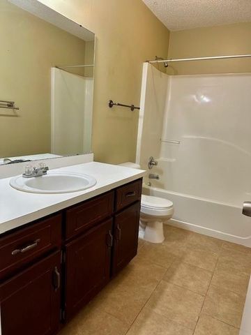 2445 Talking Leaves Court, Mobile, AL 36695