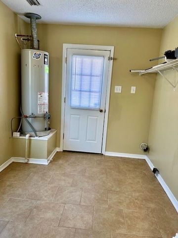 2445 Talking Leaves Court, Mobile, AL 36695