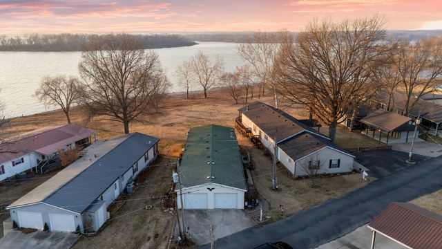 25811 S 605 Road, Grove, OK 74344