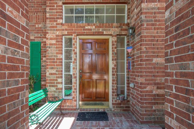 2521 Sea Horse Court, Seabrook, TX 77586