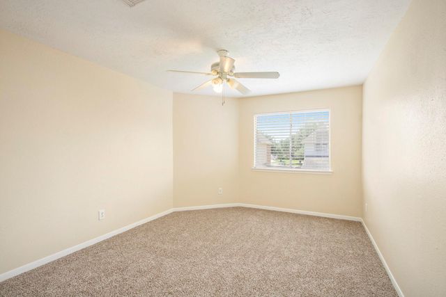 2521 Sea Horse Court, Seabrook, TX 77586