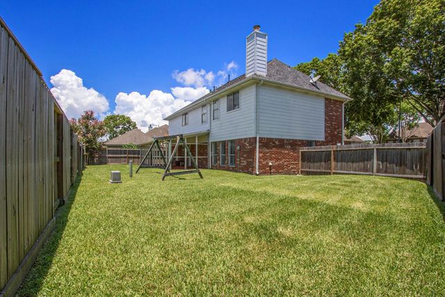 2521 Sea Horse Court, Seabrook, TX 77586