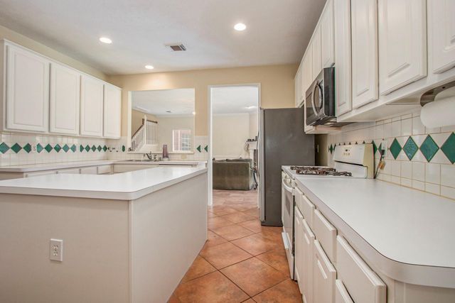 2521 Sea Horse Court, Seabrook, TX 77586