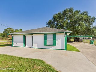 2437 Peach Bloom Highway, Church Point, LA 70525