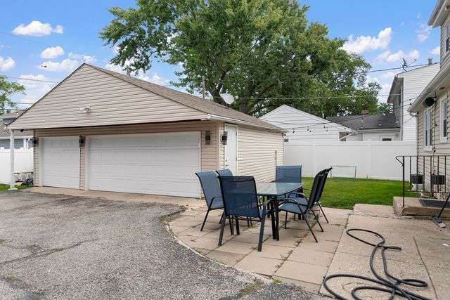 7030 Foster Street, Morton Grove, IL 60053