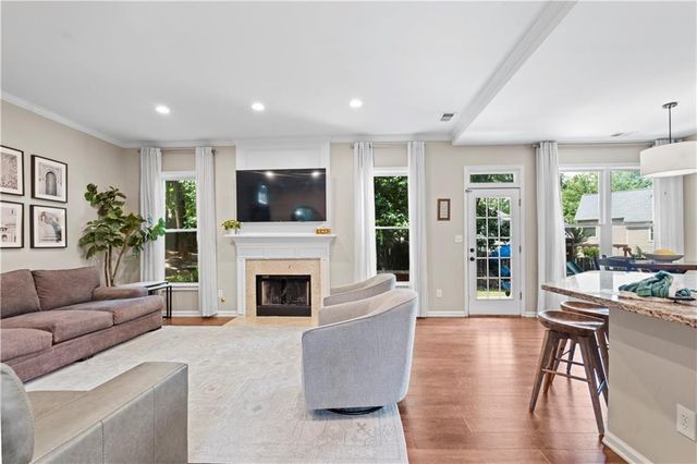 530 Camber Woods Drive, Roswell, GA 30076