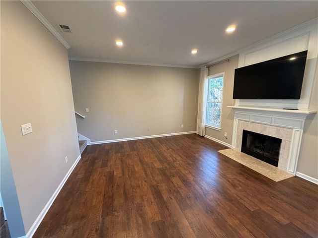 530 Camber Woods Drive, Roswell, GA 30076