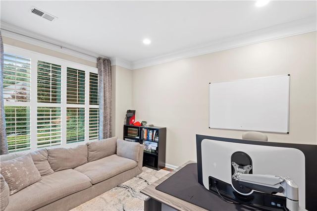 530 Camber Woods Drive, Roswell, GA 30076