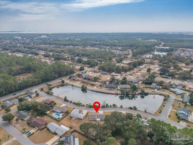 8120 Camelford Dr, Pensacola, FL 32506