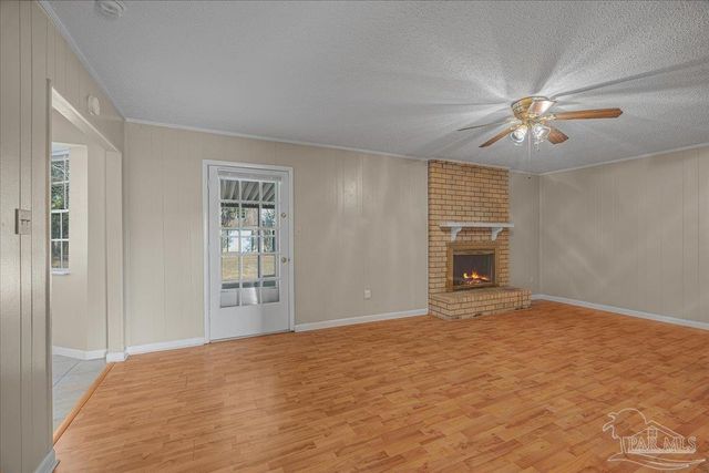 8120 Camelford Dr, Pensacola, FL 32506