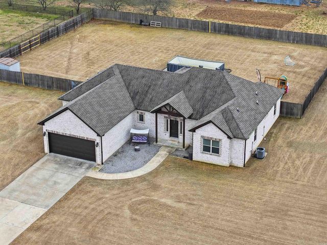 1987 Hwy 319, Austin, AR 72007