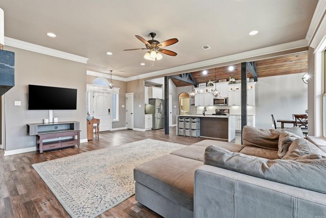 1987 Hwy 319, Austin, AR 72007