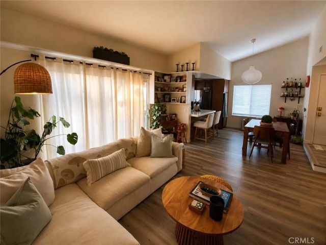 1650 Apricot D, Corona, CA 92879