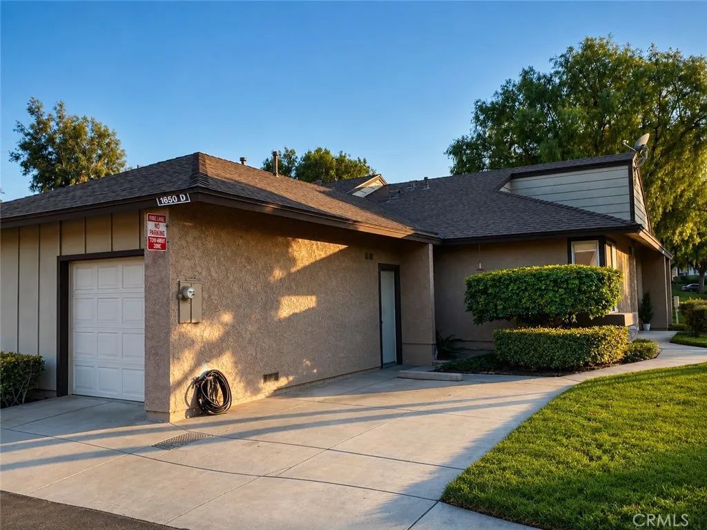 1650 Apricot D, Corona, CA 92879