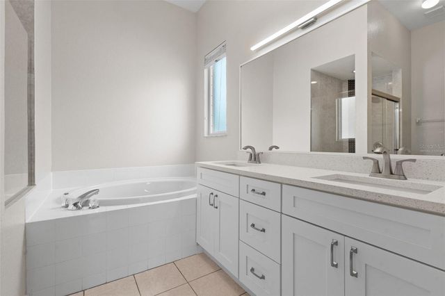 1247 VINETREE DRIVE, Brandon, FL 33510