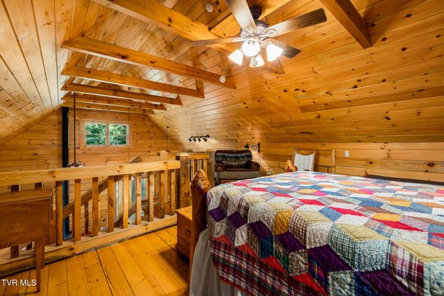 170 Ripshin Lake Road, Roan Mountain, TN 37687