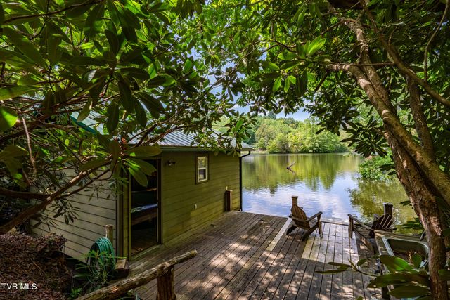 170 Ripshin Lake Road, Roan Mountain, TN 37687