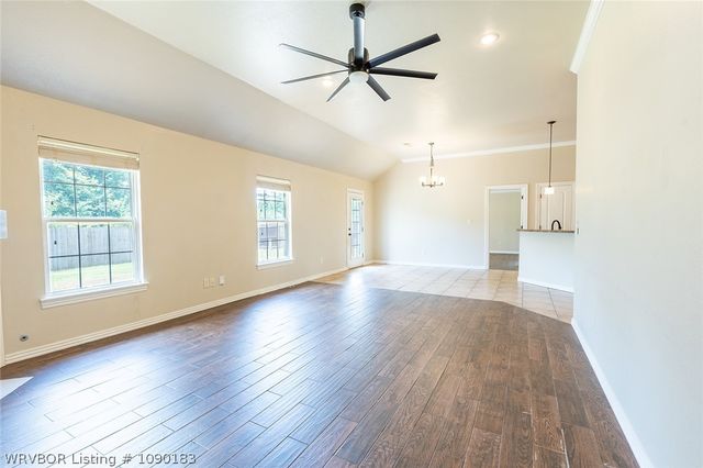 2001 Yukon Drive, Barling, AR 72923