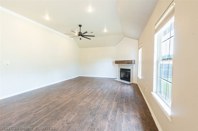 2001 Yukon Drive, Barling, AR 72923